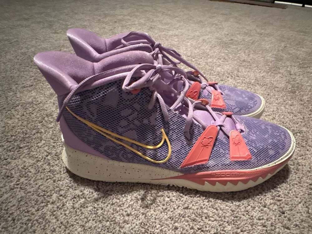 Nike Kyrie 7 'Daughters' Basketball Shoes (CQ9326-501)